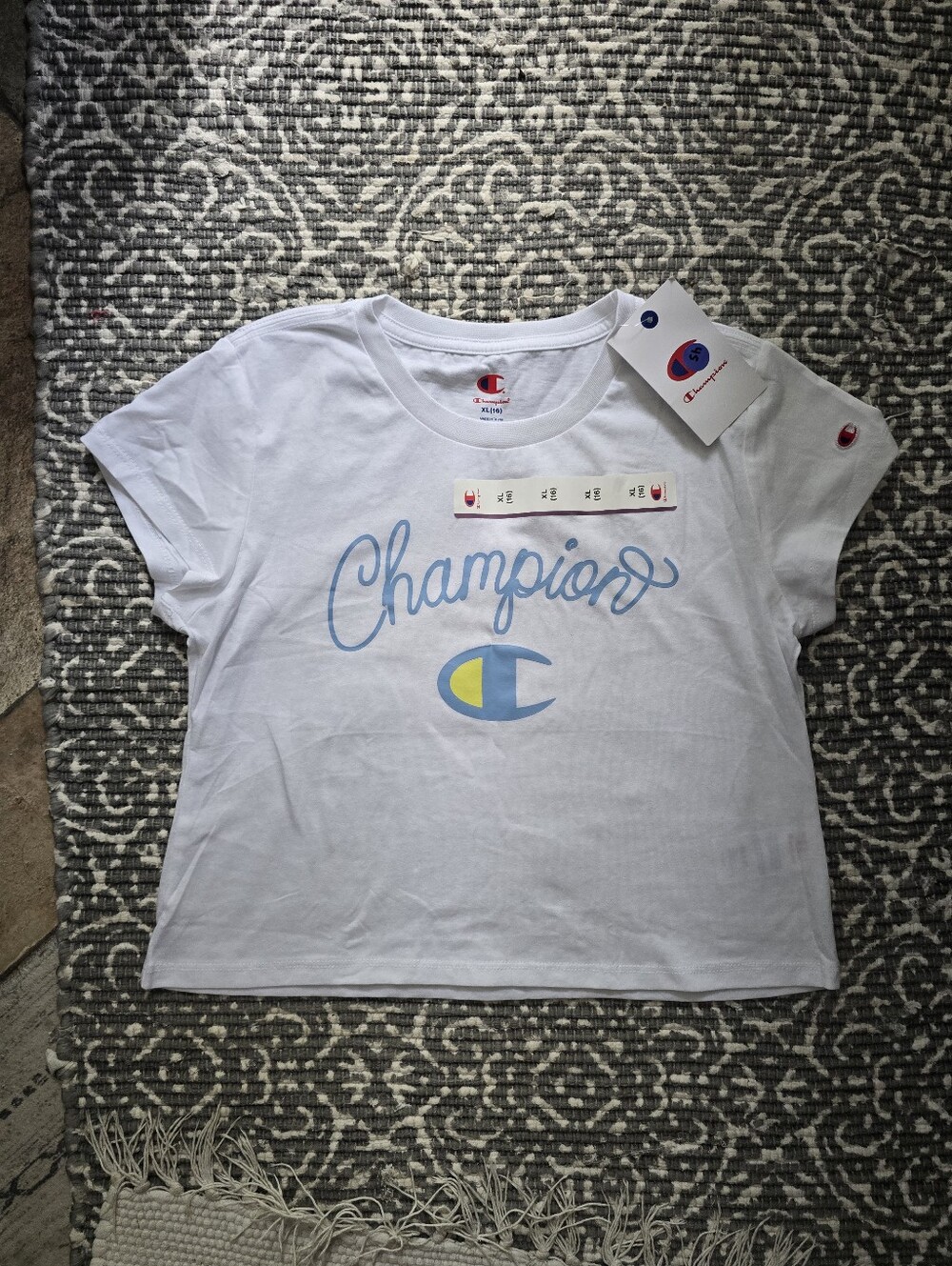 Champion White Short Sleeve Baby Tee Juniors XL NWT